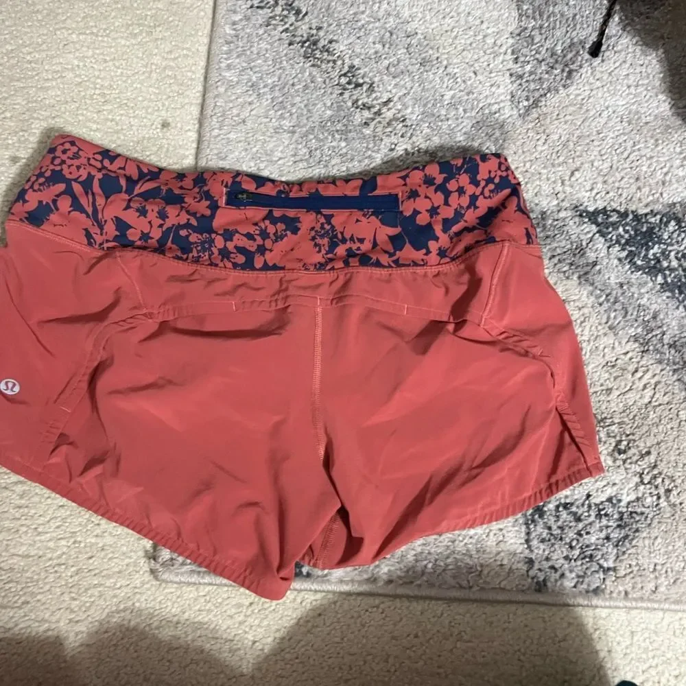 Lululemon‎ Run Times Short II Sz 6 - Picture 8 of 13